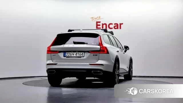 Volvo V60 Cross-Country 2nd Generation id 3361720 из Кореи 14