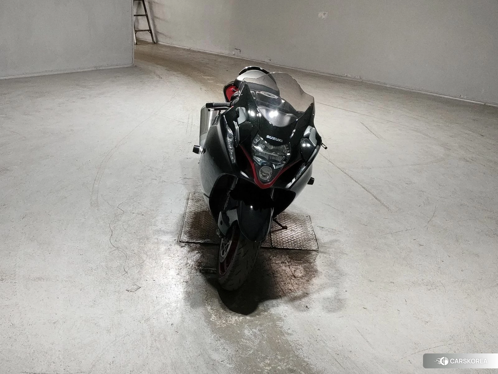 Проданный Suzuki GSX1300R HAYABUSA id 4192925 из Японии