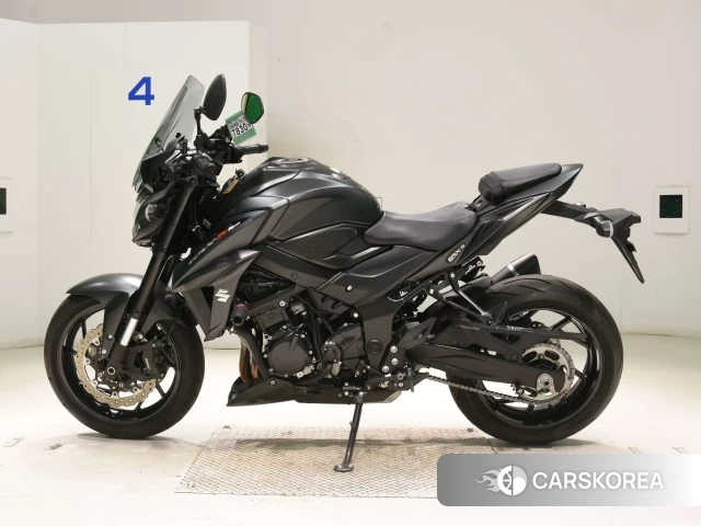 Проданный Suzuki GSX-S750 2021 из Японии