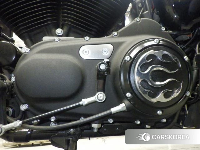 Engine photo