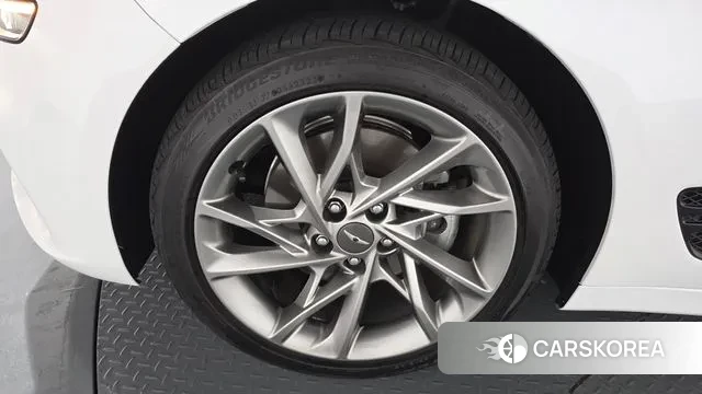 Genesis The New G70 id 3432202 из Кореи 14