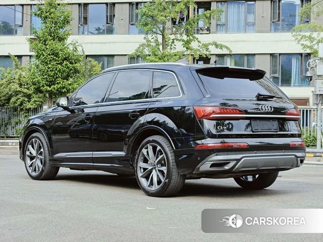 Audi Q7 id 4306862 из Китая 11