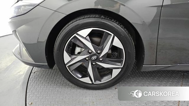 Hyundai Avante Hybrid (CN7) id 4535502 из Кореи 26