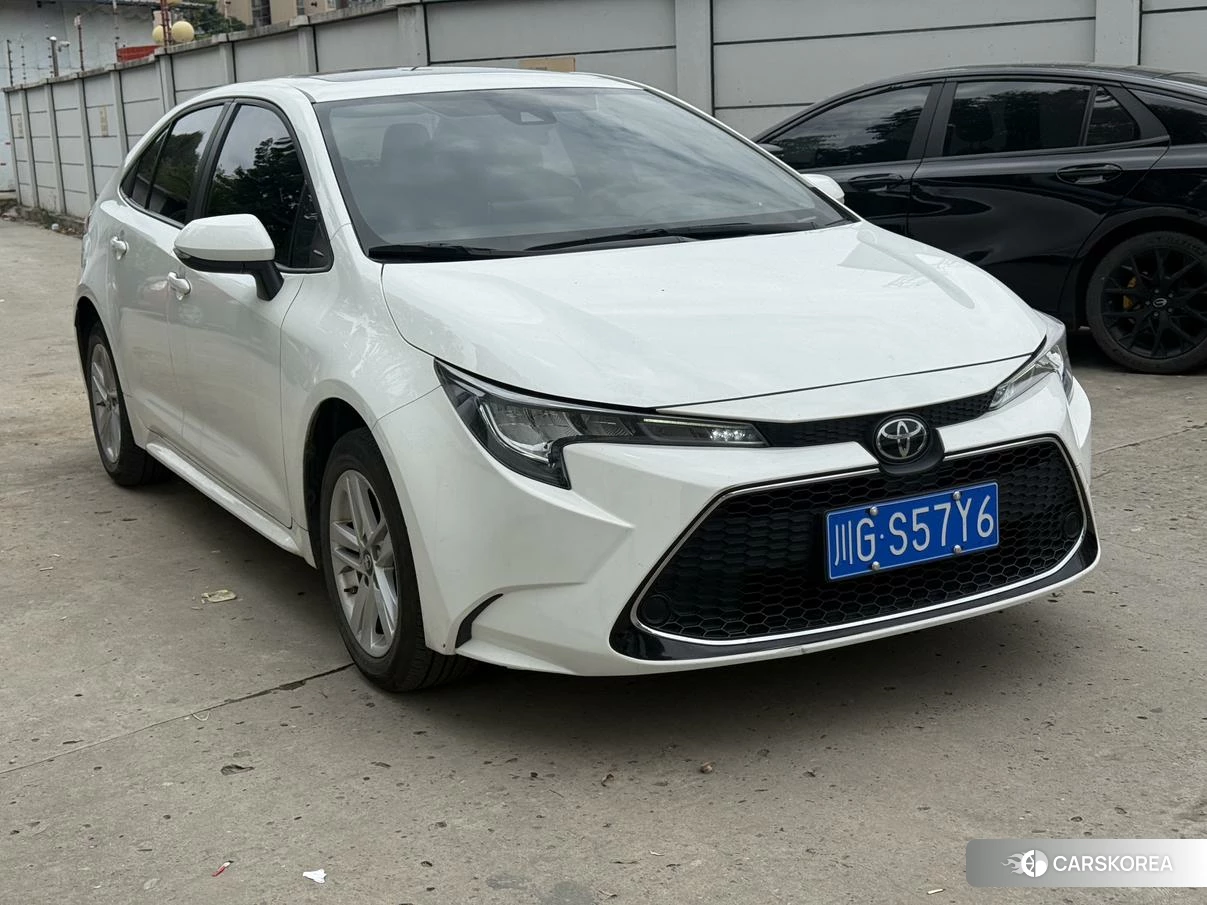 Toyota Levin 2023 Белый из Китая, фото 4