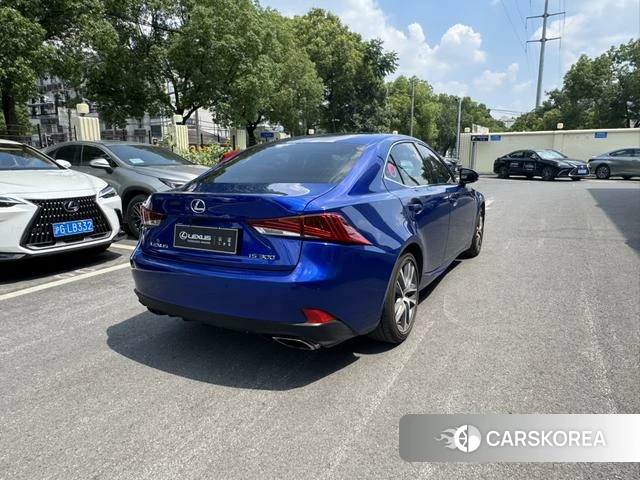 Lexus IS id 4239890 из Китая 9