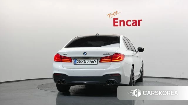 BMW 5 Series (G30) id 4318362 из Кореи 25