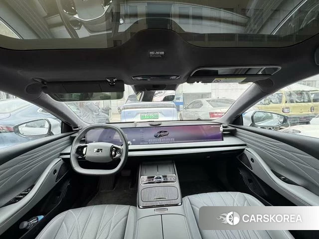 Geely Galaxy Galaxy E8 2025 Серебристо-серый из Китая, фото 4