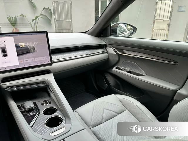 Extremely krypton ZEEKR 001 2023 Темно-серый из Китая, фото 4