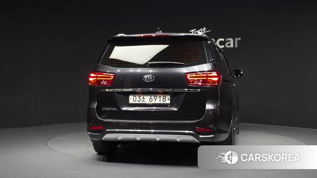 Kia The New Carnival id 4203721 из Кореи 14