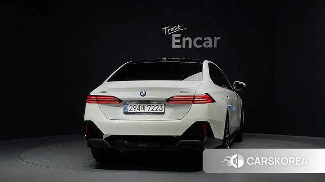 BMW 5 Series (G60) id 4649882 из Кореи 30