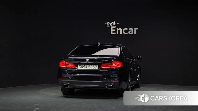 BMW 5 Series (G30) id 4317627 из Кореи 26