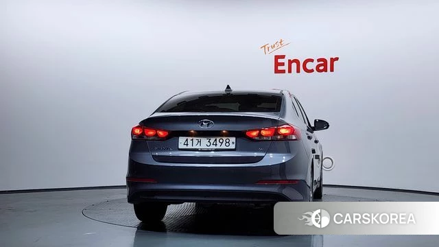 Hyundai Avante AD id 3834792 из Кореи 14