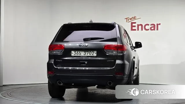 Jeep Grand Cherokee id 3703970 из Кореи 14