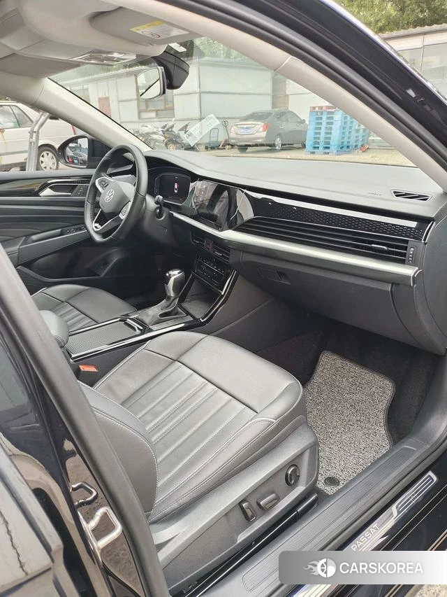 Volkswagen Passat id 4335656 из Китая 7