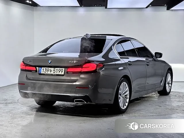 BMW 5 Series (G30) id 3616393 из Кореи 14