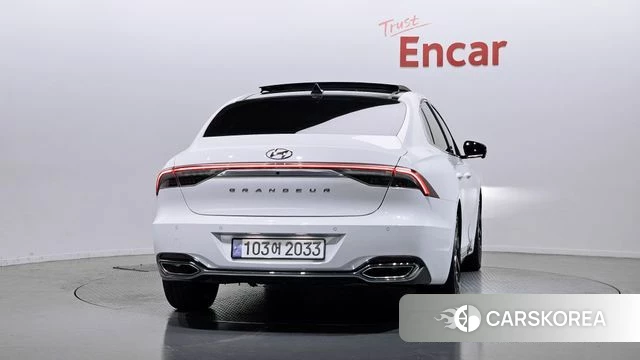 Hyundai The New Grandeur IG id 4201831 из Кореи 24