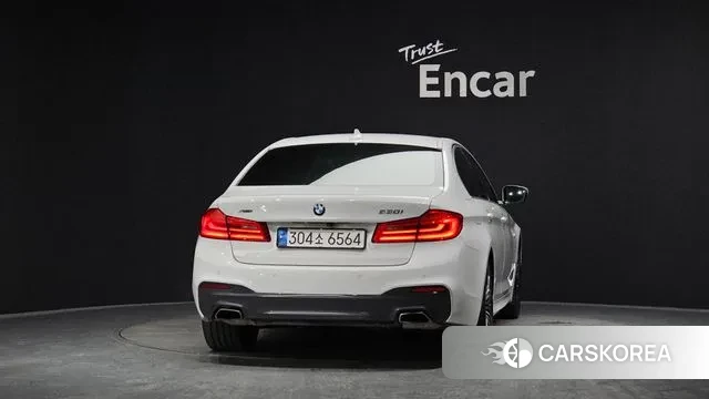 BMW 5 Series (G30) id 2940983 из Кореи 14