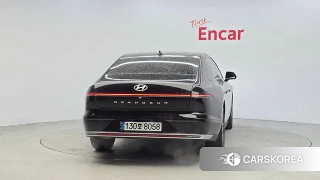 Hyundai Grandeur (GN7) id 3599738 из Кореи 14