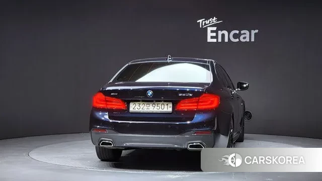 BMW 5 Series (G30) id 3363236 из Кореи 14