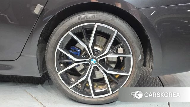 BMW 5 Series (G30) id 3859795 из Кореи 14