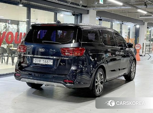 Kia The New Carnival id 3912007 из Кореи 14