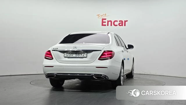 Mercedes-Benz E-Class W213 id 4378063 из Кореи 29