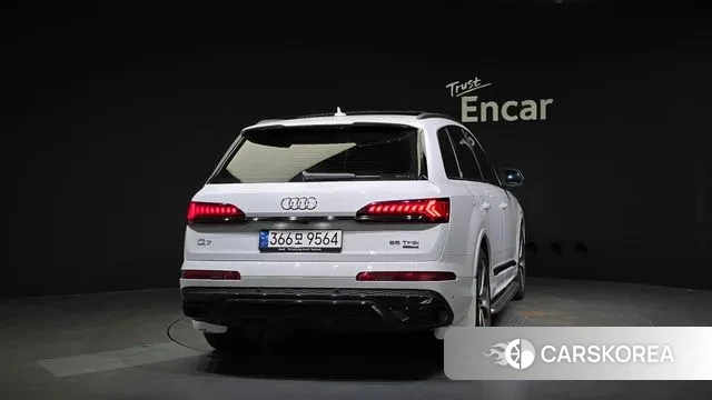 Audi Q7 (4M) id 2993602 из Кореи 14