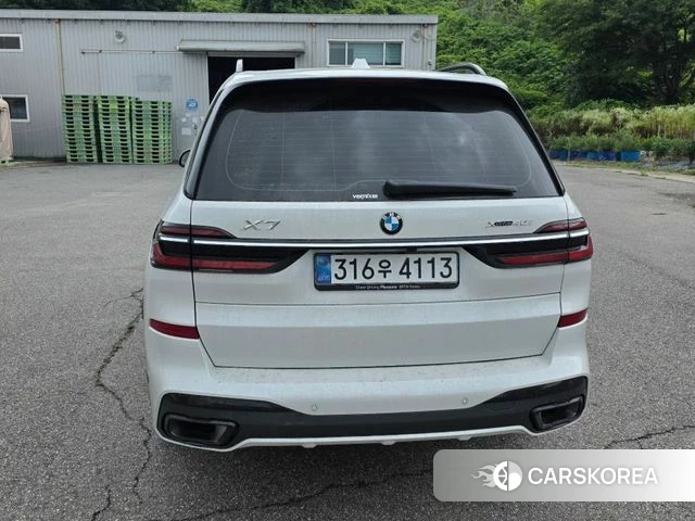 BMW X7 (G07) 2026 Белый из Кореи, фото 4