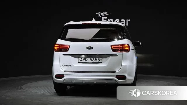 Kia The New Carnival id 3692694 из Кореи 14