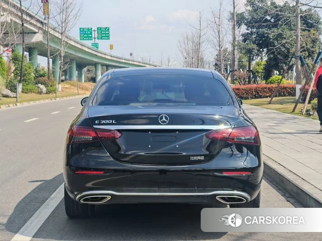 Mercedes-Benz E-class id 4291254 из Китая 9