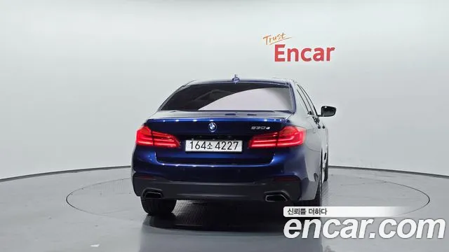 BMW 5 Series (G30) id 2854677 из Кореи 14