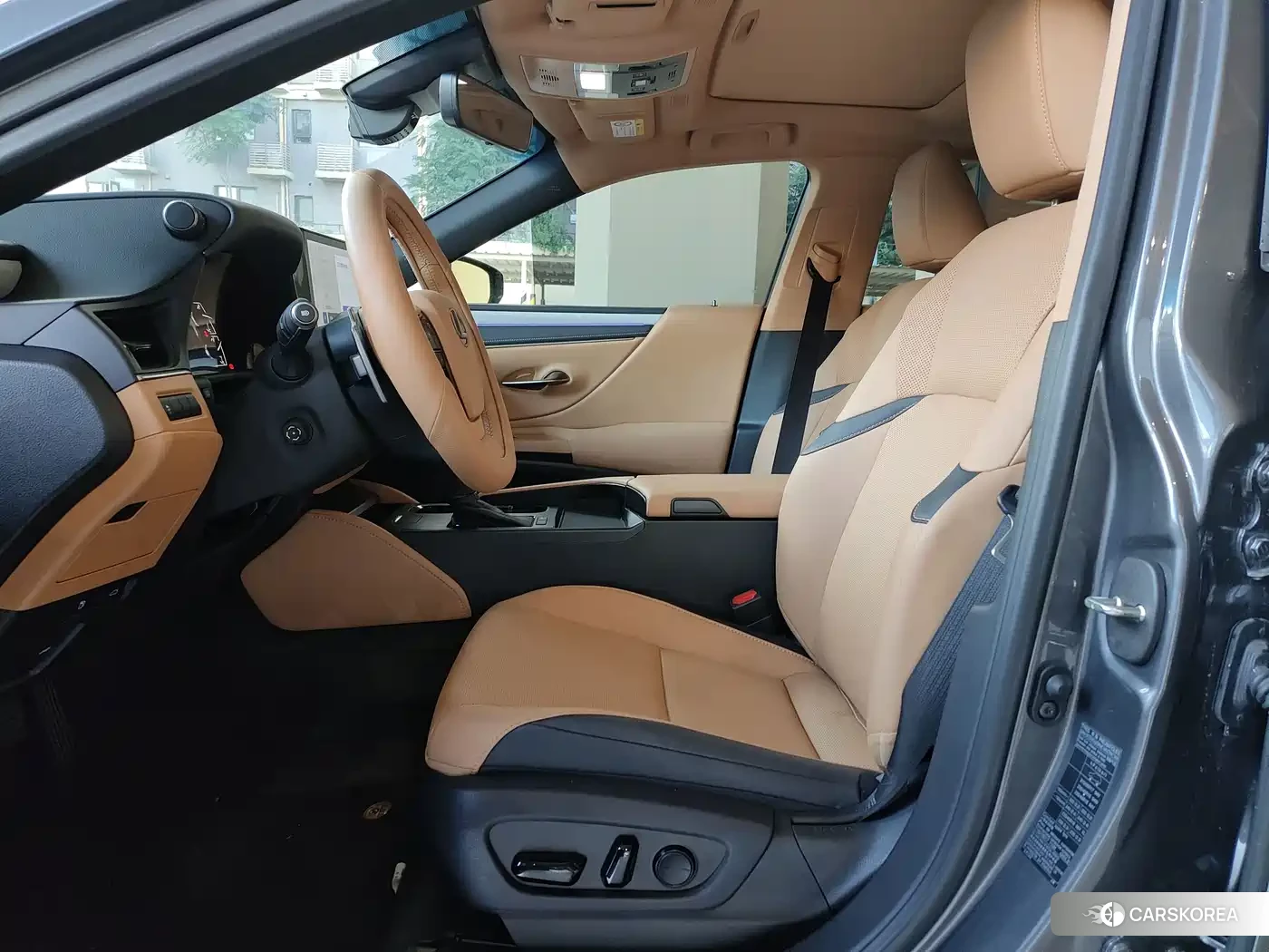 Lexus ES id 4634836 из Китая 16