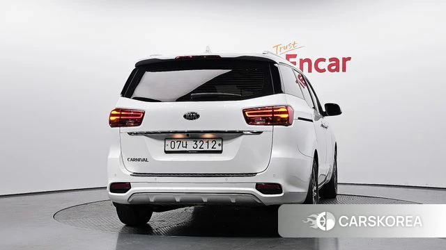 Kia The New Carnival id 4203901 из Кореи 14