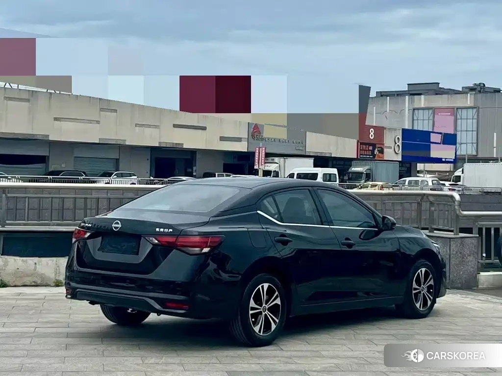 Nissan Sylphy 2023 Черный из Китая, фото 4