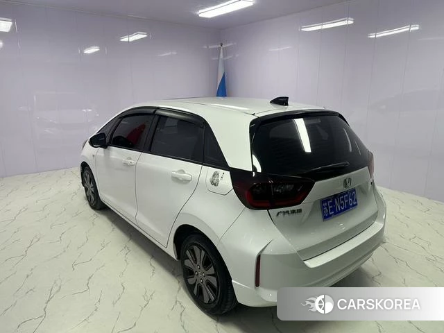 Honda Fit 2023 Белый из Китая, фото 4
