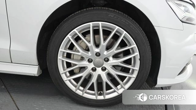 Audi New A6 id 4755289 из Кореи 27