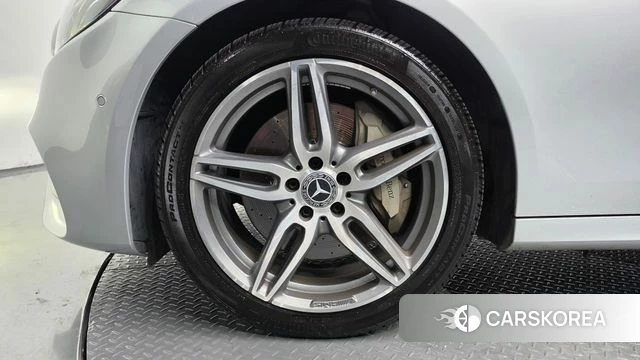 Mercedes-Benz E-Class W213 id 4581233 из Кореи 25
