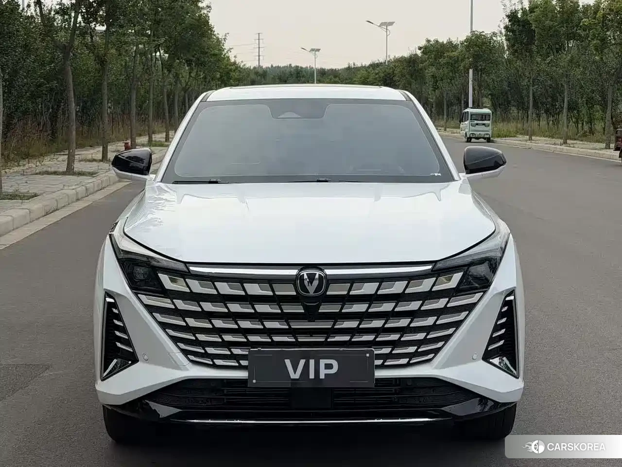 Chang'an UNI-Z New Energy 2025 Белый из Китая, фото 6