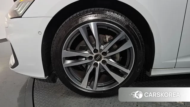 Audi A6 (C8) id 3294953 из Кореи 14