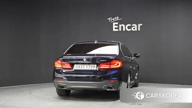 BMW 5 Series (G30) id 4625868 из Кореи 30
