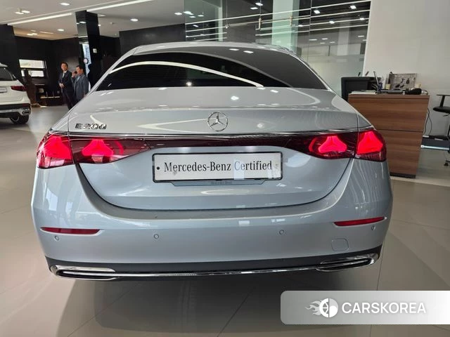 Mercedes-Benz E-Class W214 id 3896511 из Кореи 12
