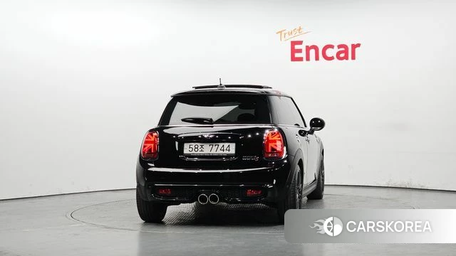 Mini Cooper S id 3829323 из Кореи 14