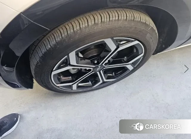 Kia Di Ol Nu Niro 2022 Белый из Кореи, фото 4