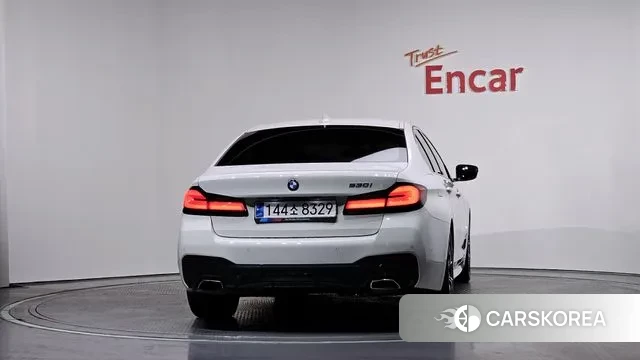 BMW 5 Series (G30) id 3587028 из Кореи 14