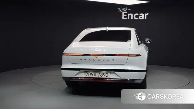 Hyundai Grandeur (GN7) id 3654351 из Кореи 14