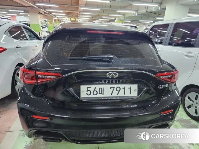 Infiniti Q30 id 3065980 из Кореи 14