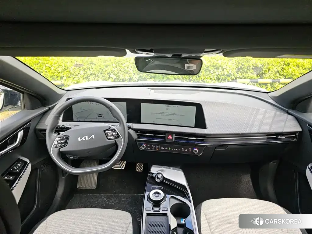 Kia EV6 2025 Белый из Китая, фото 4