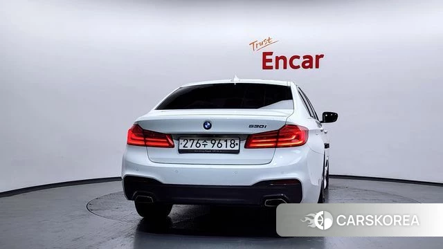 BMW 5 Series (G30) id 3796391 из Кореи 14