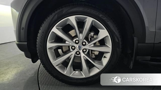 Ford Explorer 6th Generation id 3910087 из Кореи 14