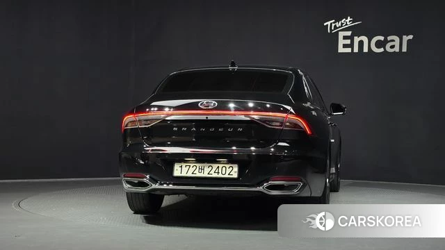 Hyundai The New Grandeur IG id 4401713 из Кореи 26